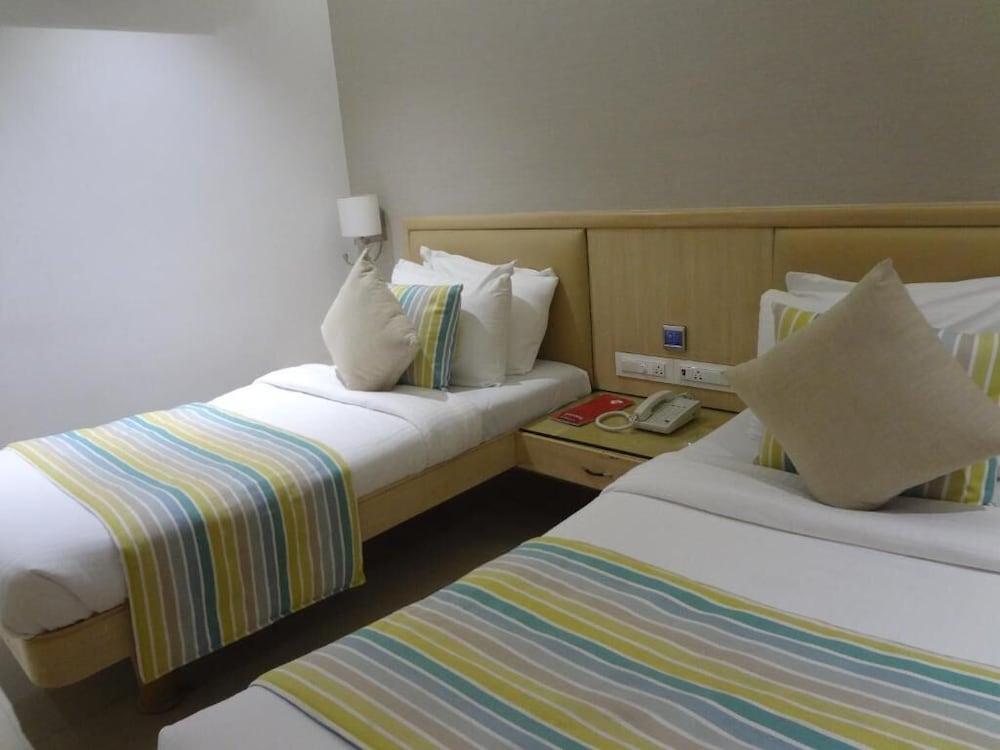 Hotel Suncity Apollo - Gateway Of India Mumbai  Buitenkant foto