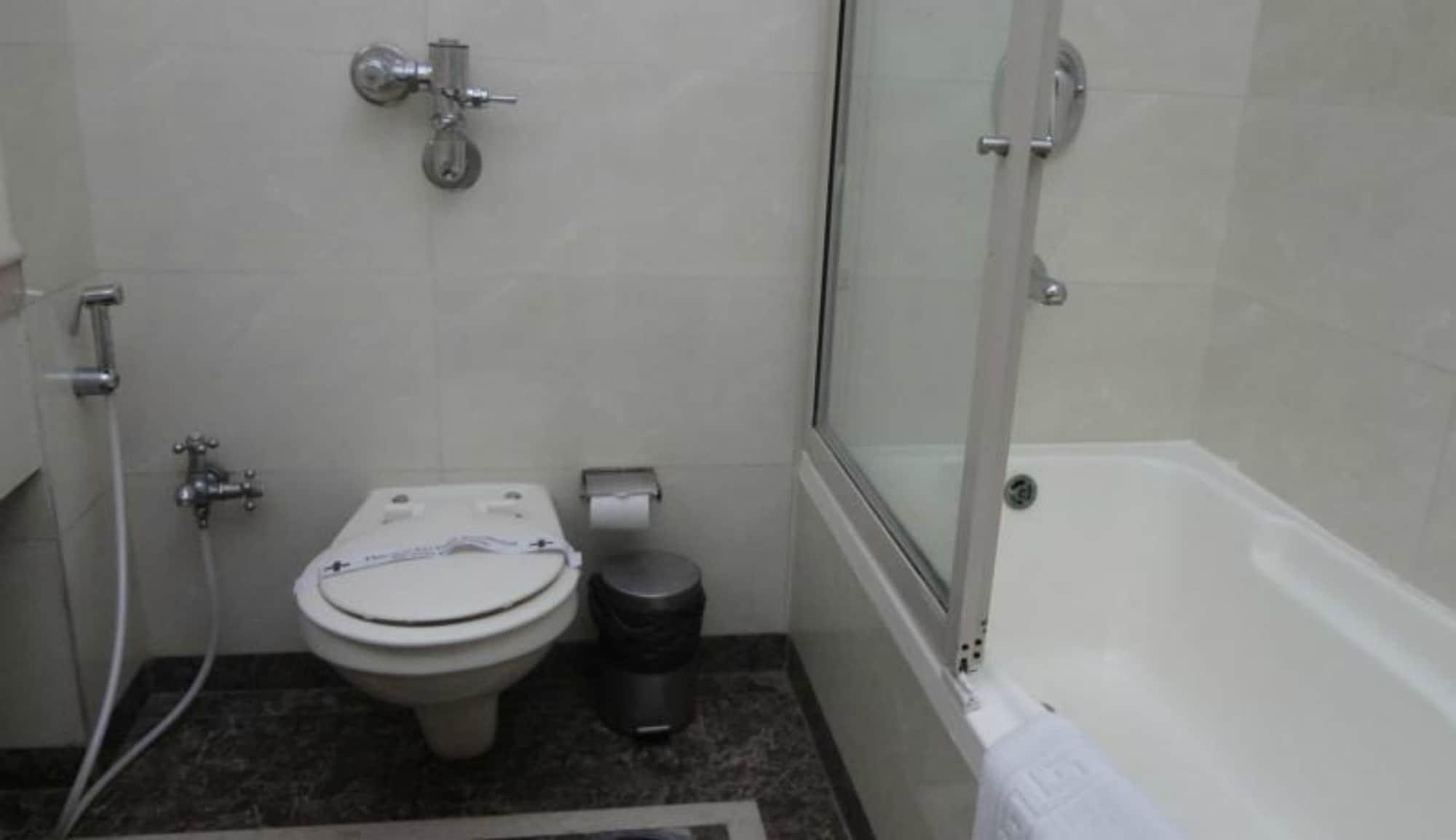 Hotel Suncity Apollo - Gateway Of India Mumbai  Buitenkant foto