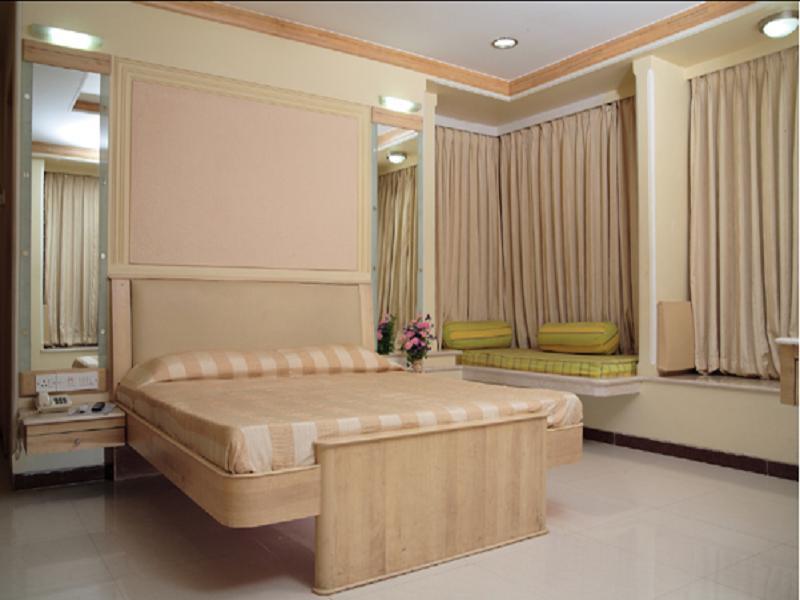 Hotel Suncity Apollo - Gateway Of India Mumbai  Buitenkant foto